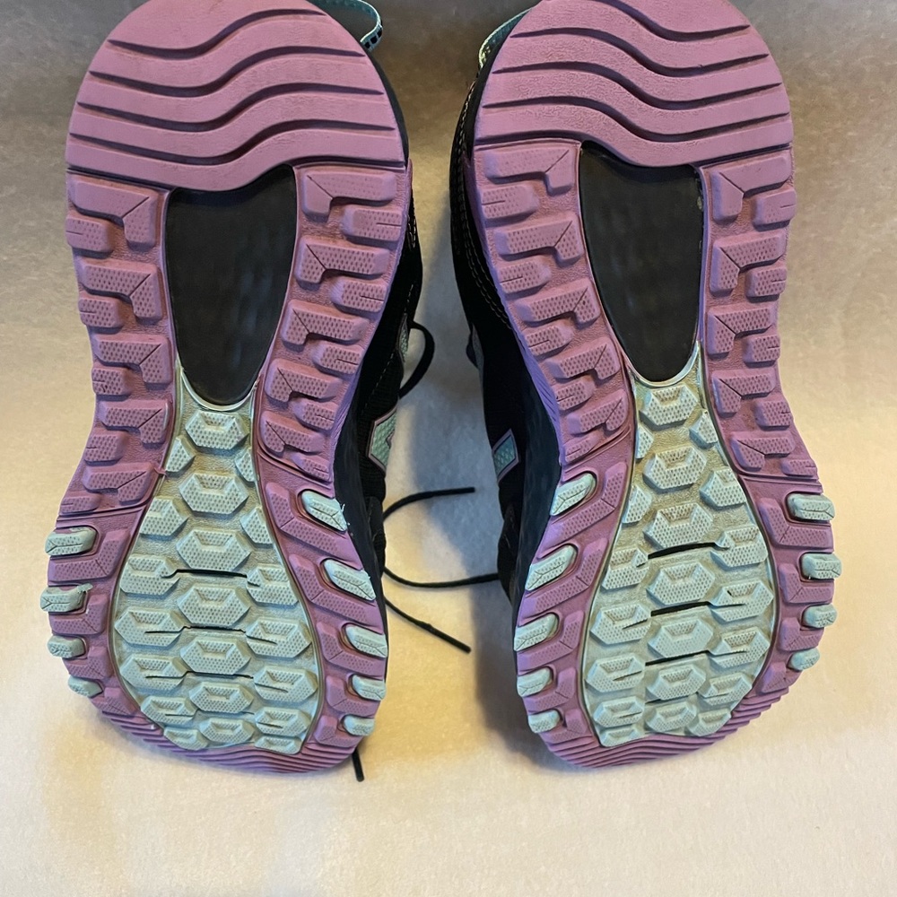 Women’s New Balance 410 Trail Black Shoes Size 9 1/2 9.5 - Picture 3 of 8